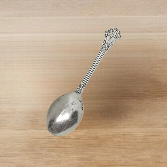 Mud Pie Faking it!  "Not Handmade" White Bowl and Silver Spoon Set - NWOT - Picture 6 of 6